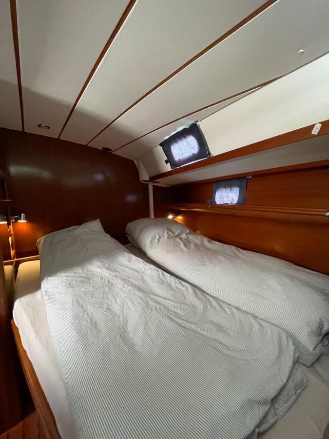 Beautiful And Comfortable Sailboat With Secure Parking Available Hotel Barcelona Luaran gambar